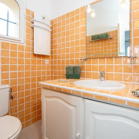 Apartment La Joliette - Parking Prive Et Piscine Partagee Cabris
